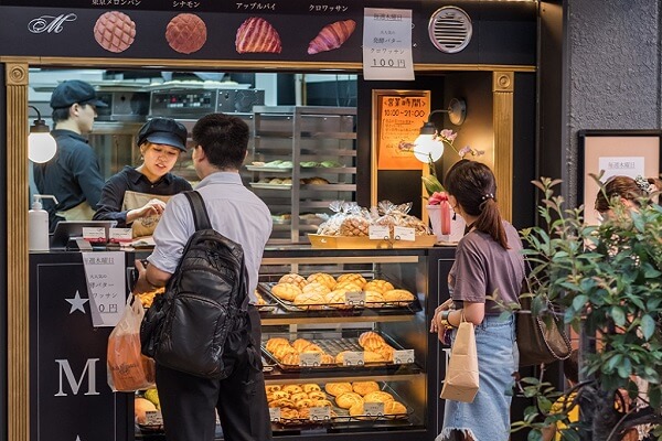 yếu tố thu hút khách hàng